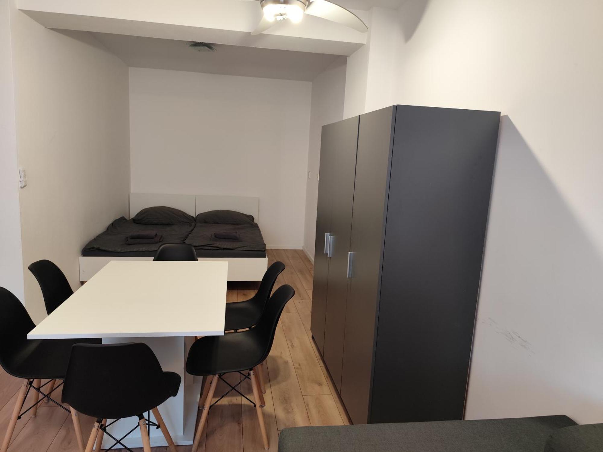 2 Room Apartment, Near Oc Galeria, Petrzalka Bratislava Dış mekan fotoğraf